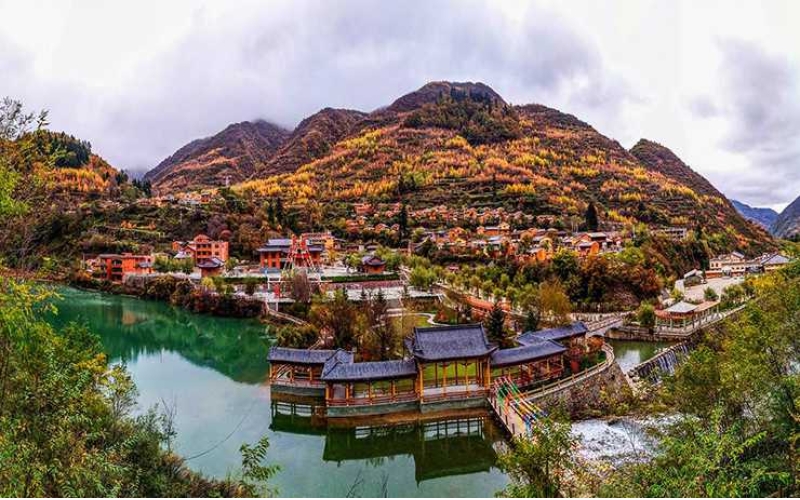 官鵝溝景區(qū)、平?jīng)霾糠志皡^(qū)向全國(guó)醫(yī)護(hù)人員免費(fèi)開(kāi)放